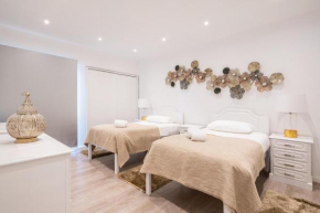 Piornais Apartment by HR Madeira